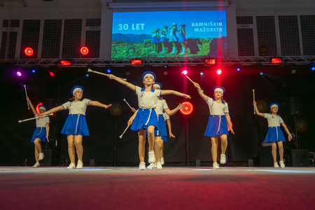 11-30 let Društva kamniških mažoretk Veronika (12)